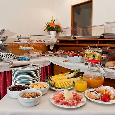 Hotel Vivit ***S Mestre Restaurant foto
